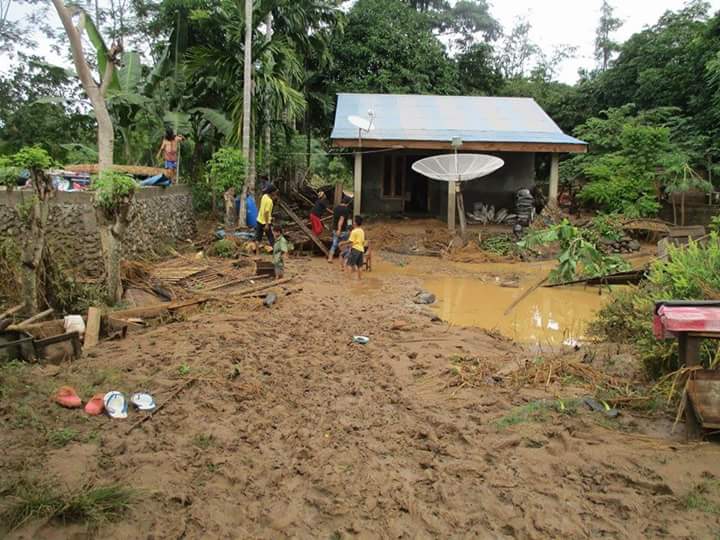 Banjir di Desa Suku Tiga Kecamatan Nasal, suasana setelah 3 hari